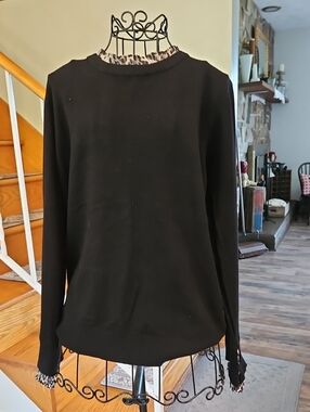 👚Siani Milano Black Women's Crewneck Sweater with Leopard Trim